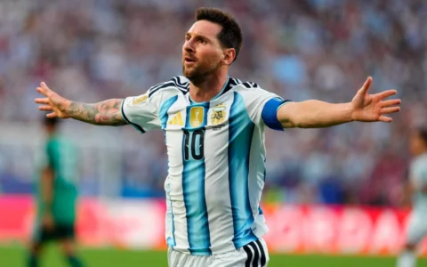 Lionel Messi celebrates his hat-trick goal for Argentina against Algeria at the 2026 FIFA World Cup